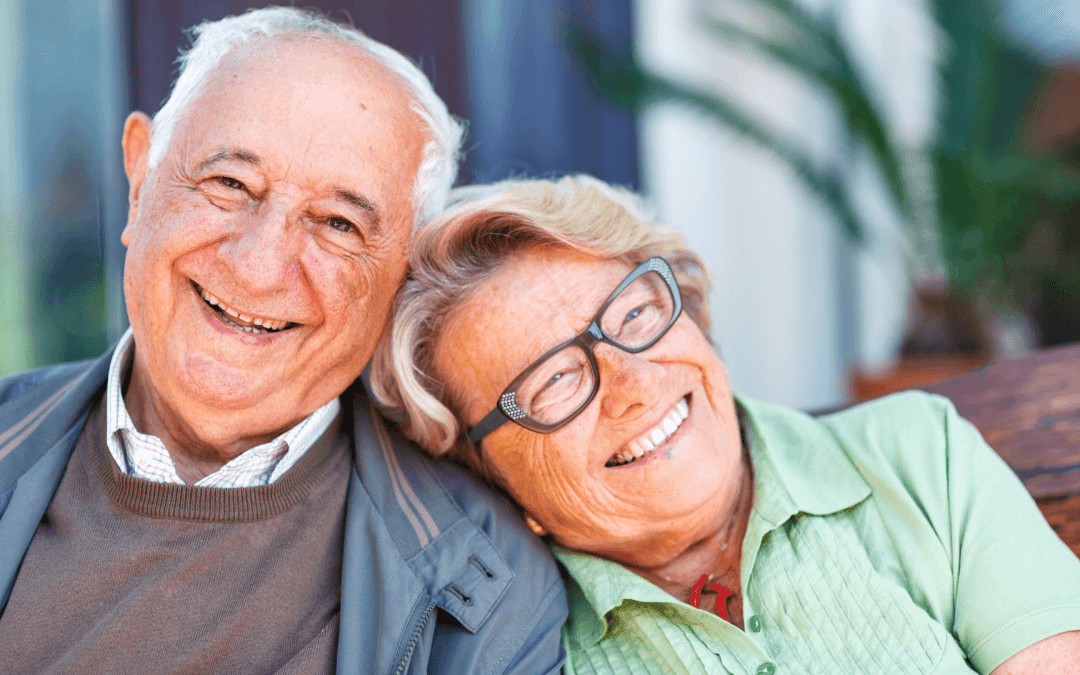 Implantes dentales en mayores de 65: ¿Es seguro? ¿Vale la pena recuperar la sonrisa?