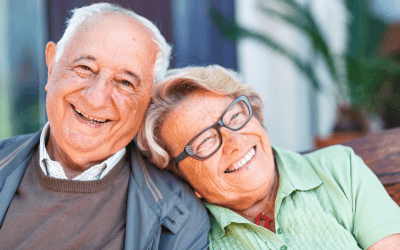 Implantes dentales en mayores de 65: ¿Es seguro? ¿Vale la pena recuperar la sonrisa?